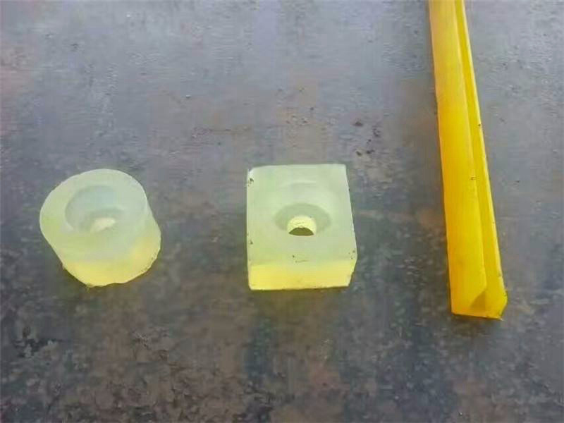 聚氨酯耐磨護(hù)墊