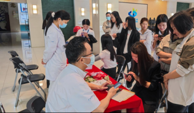 把脈問診送健康，暖心服務(wù)進(jìn)企業(yè)——合肥高科攜手廣瑞醫(yī)療開展“健康進(jìn)企業(yè)”義診活動(dòng)